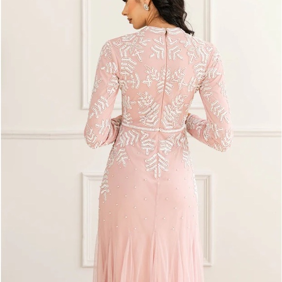 PASTEL PINK PEARL LONG SLEEVE MERMAID DRESS - Picture 3 of 8